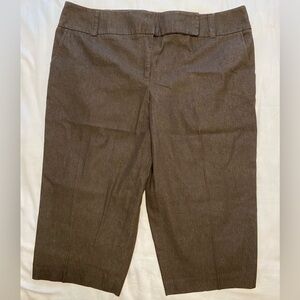 I.N. Studio Woman brown wide leg capris size 20W.